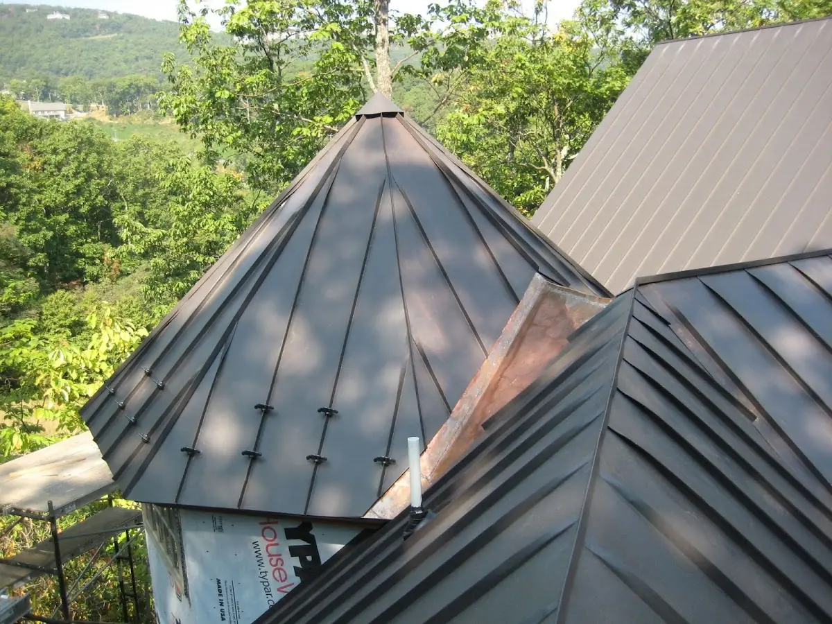 Professional Roof Tarp Installation by Craftsman Roofing in Ravensworth Park